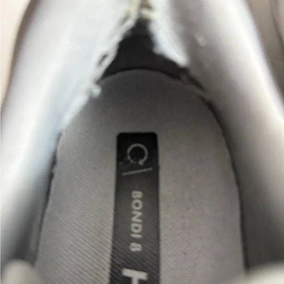 Hoka bondi 8 Gray Running Shoes - Picture 4 of 6